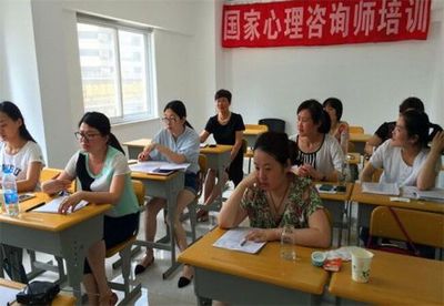 瑞宸教育咨詢中心
