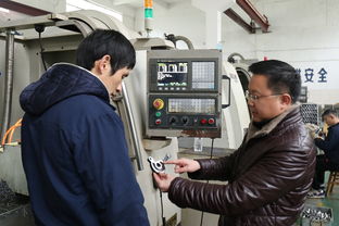 傾心黨的教育事業 記宜賓市南溪職業技術學校科誠機電廠廠長方福政